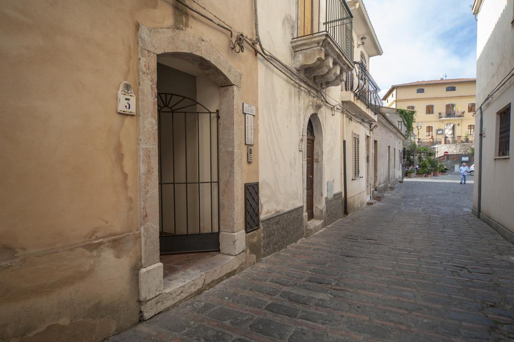 B&B Il Padrino Savoca Extérieur photo